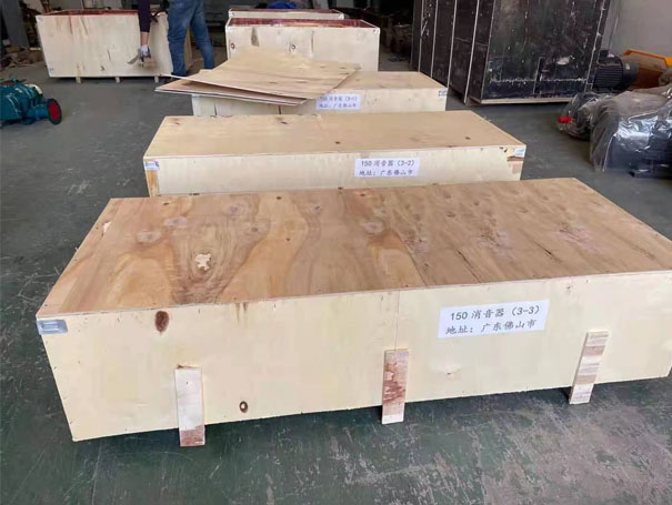 开工啦！发往佛山XQSSR150罗茨鼓午夜精品久久久久久久久久蜜桃 30KW4台(图2)